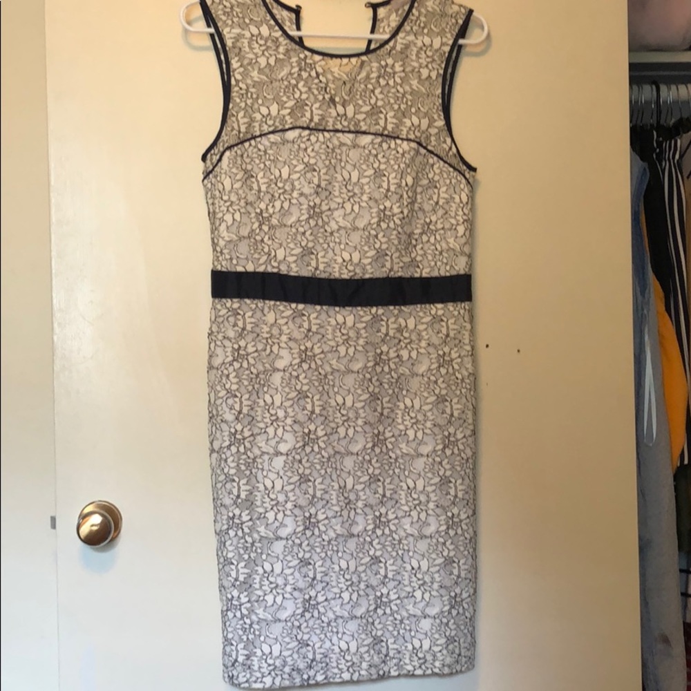 Banna republic lace dress